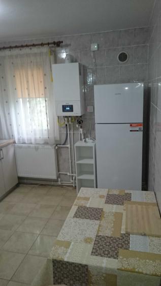 Apartament cu 2 camere semidecomandat în Tătărași