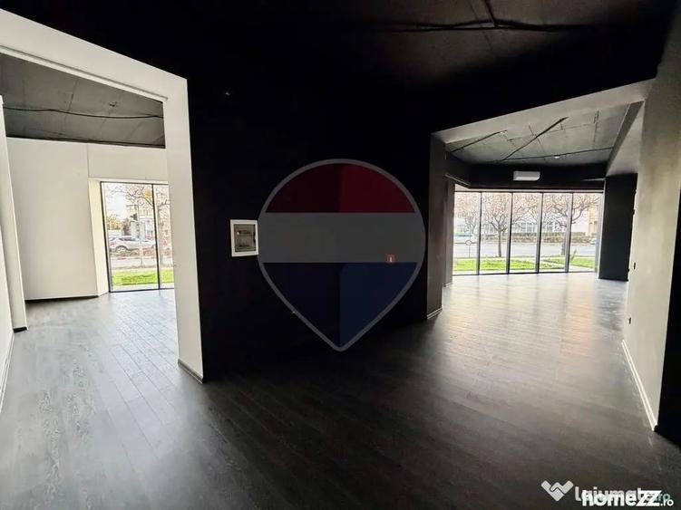 Spațiu comercial, de 270 mp, în Nord