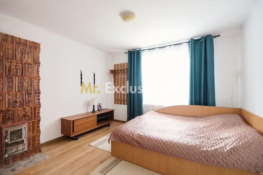 Casă cu 5 camere cu Teren 6412 Mp în Dâmbovicioara