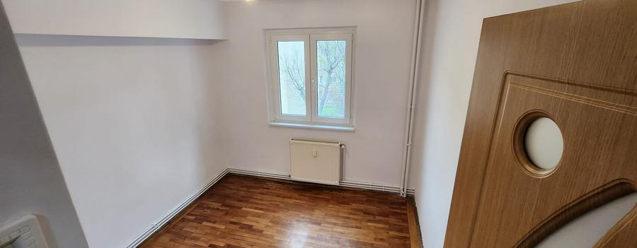 Apartament cu 2 camere in Centrul Civic, etaj 3/4, balcon,SC 38,9 mp, zona verde - 7