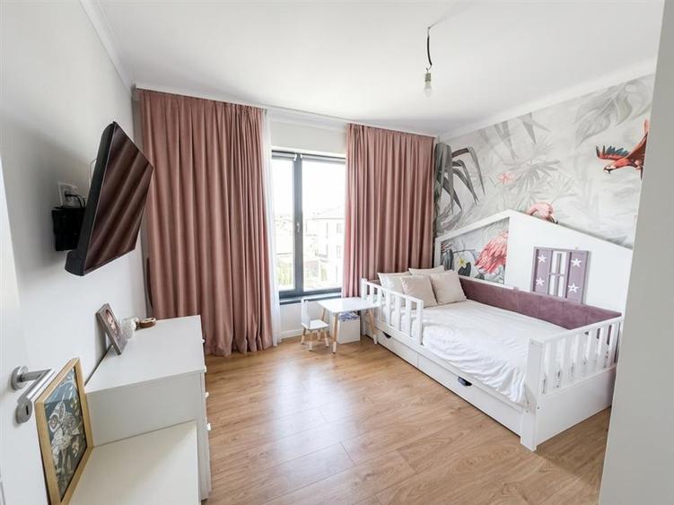 Casă cu 3 camere cu Teren 565 Mp în Sântandrei