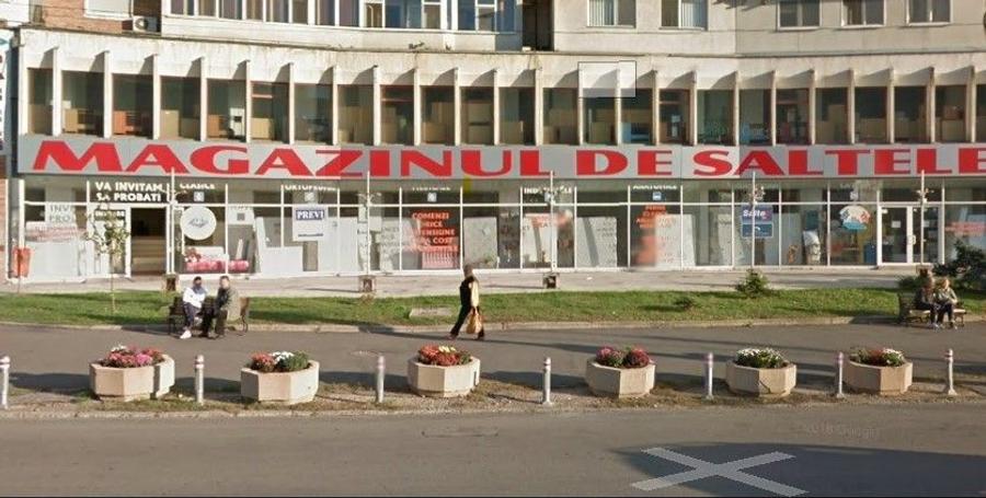 Spațiu comercial, de 1,800 mp, în Ultracentral
