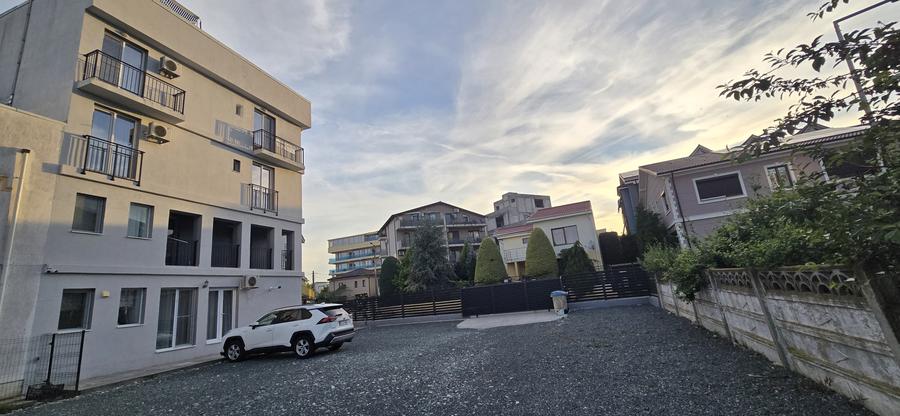 Hotel/Pensiune, de 20 mp, în Est
