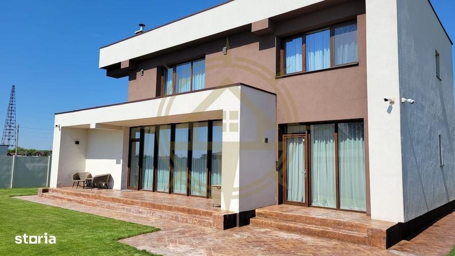 Casă cu 4 camere cu Teren 750 Mp în Dumbrăveni