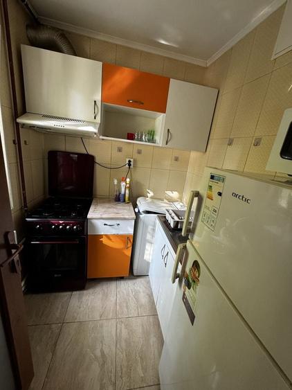 Apartament cu 2 camere nedecomandat în Tomis Nord