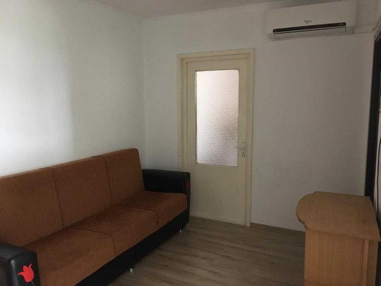 Apartament cu 2 camere decomandat în Ostroveni