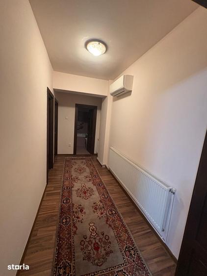 Apartament cu 3 camere decomandat în Hala Centrală