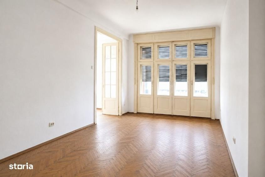 Apartament cu 3 camere în Calea Victoriei