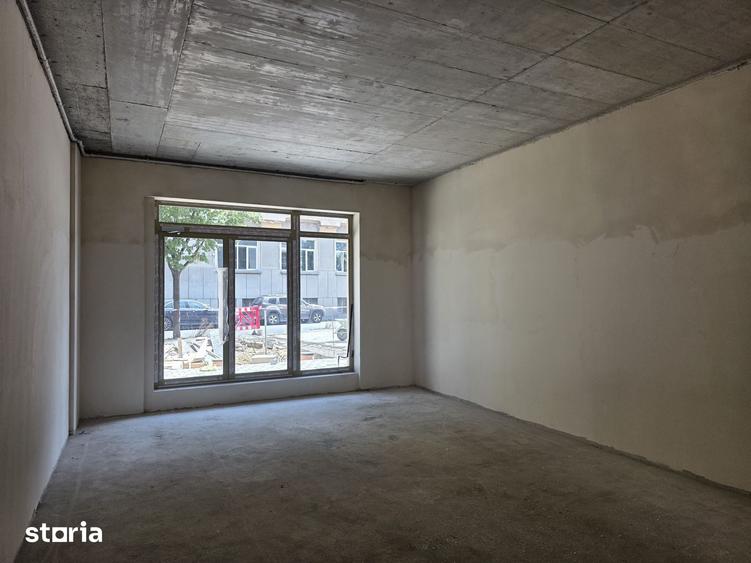 Spațiu comercial, de 38 mp, în Central