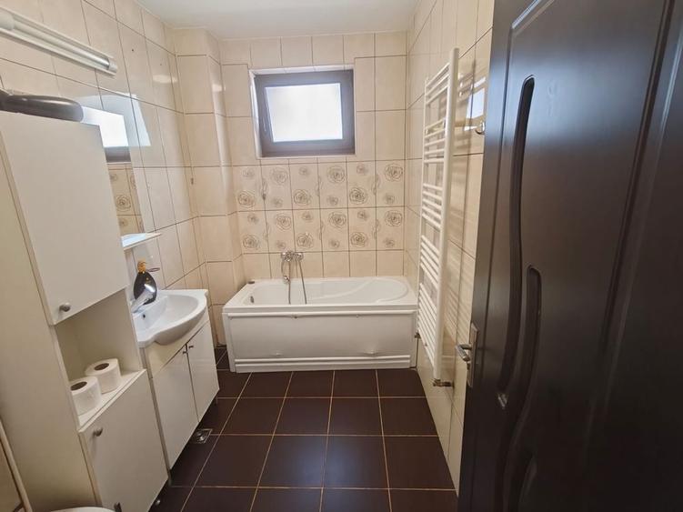 Apartament cu 2 camere în Florești