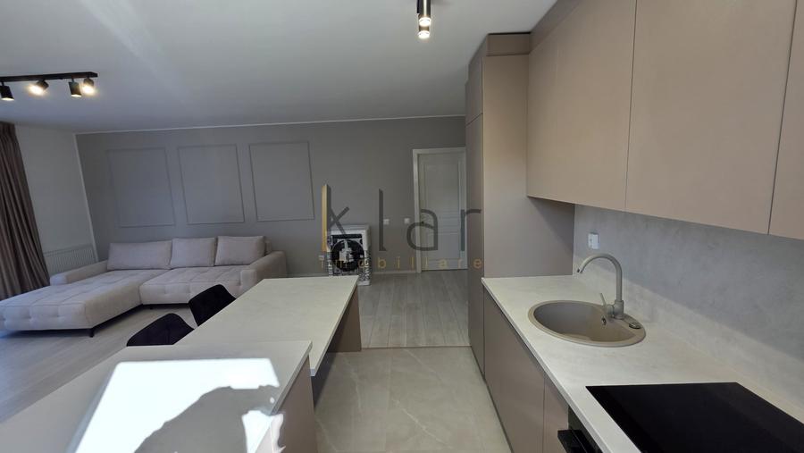 Apartament cu 3 camere semidecomandat, mobilat în Zorilor