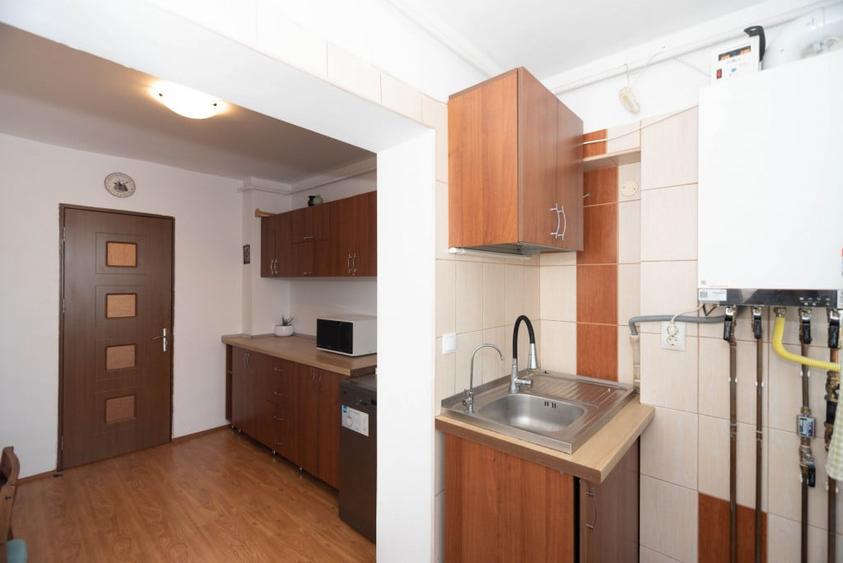 Apartament cu 2 camere decomandat în Popa Șapcă