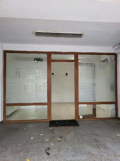 Spațiu comercial, de 56 mp, în Trocadero