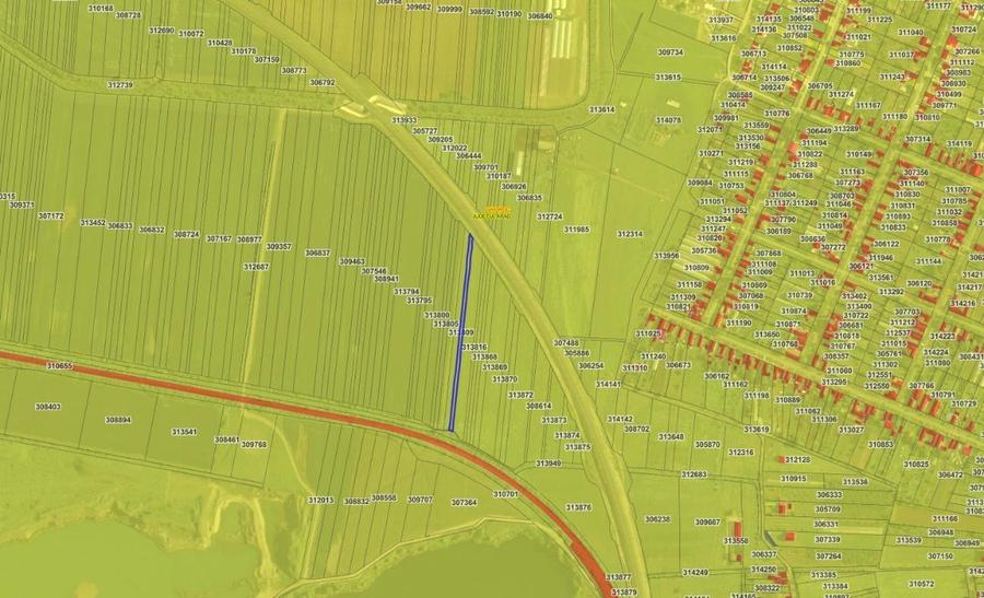 Teren agricol extravilan de 5869 mp, în Ghioroc