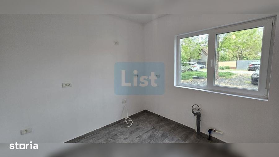 Casă cu 4 camere cu Teren 609 Mp în Giarmata