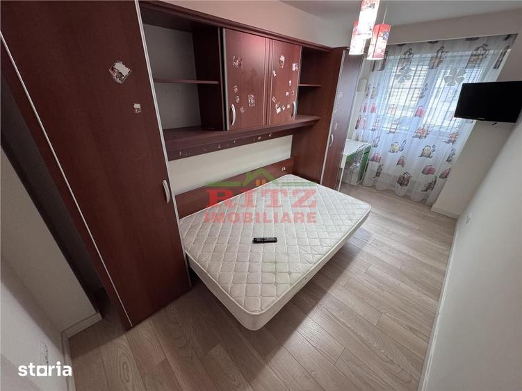 Apartament cu 3 camere decomandat în Ultracentral