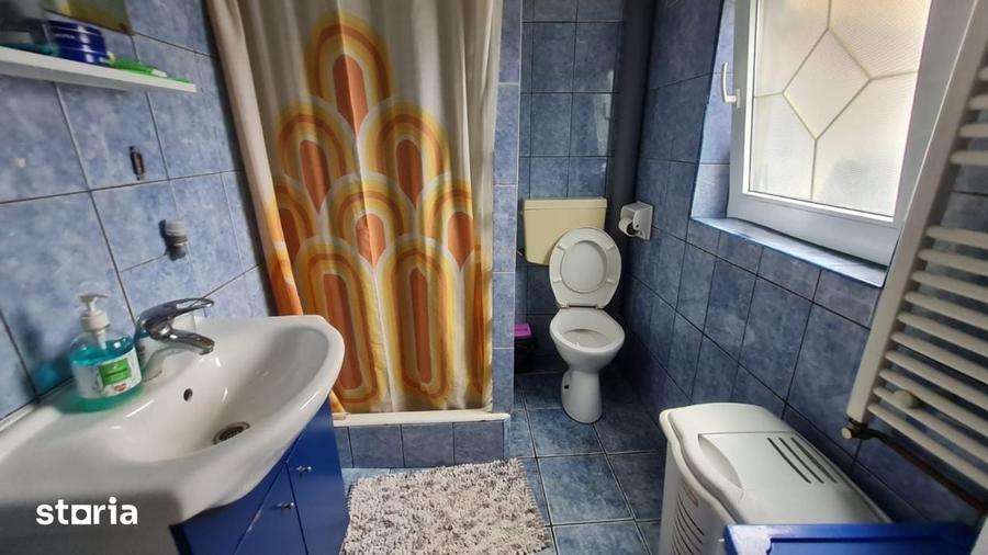 Casă cu 1 camere cu Teren 450 Mp în Trei Stejari