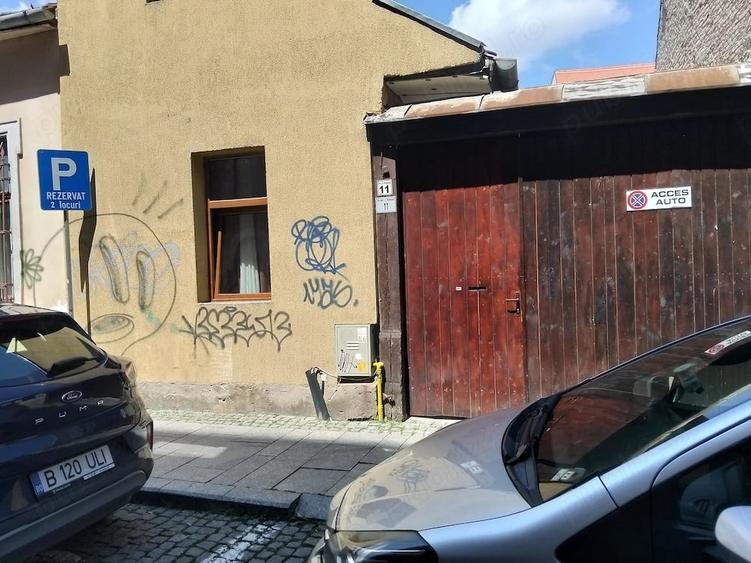 Casă cu Teren 60 Mp în Central