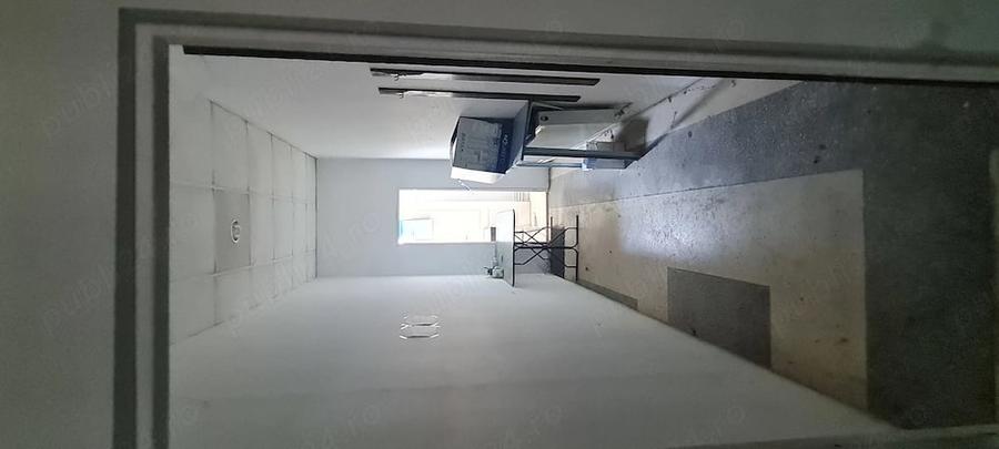 Spațiu comercial, de 3,000 mp, în Sântuhalm