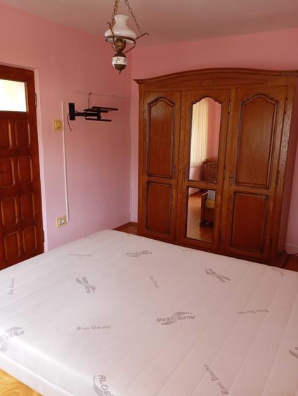 Casă cu 3 camere cu Teren 50 Mp în Central