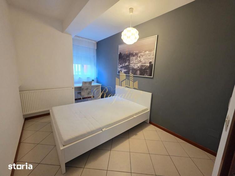 Apartament cu 3 camere decomandat, mobilat în Aradului