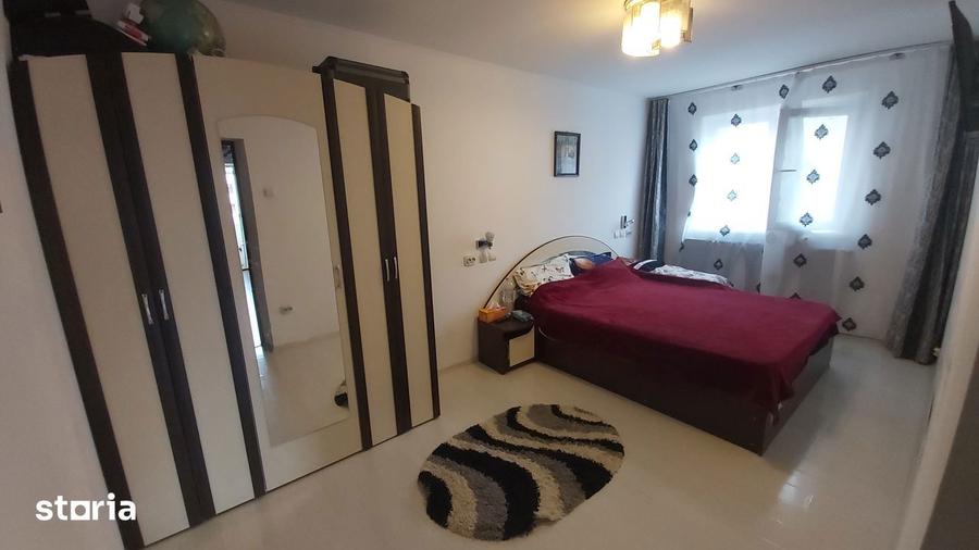 Apartament cu 4 camere în Sud