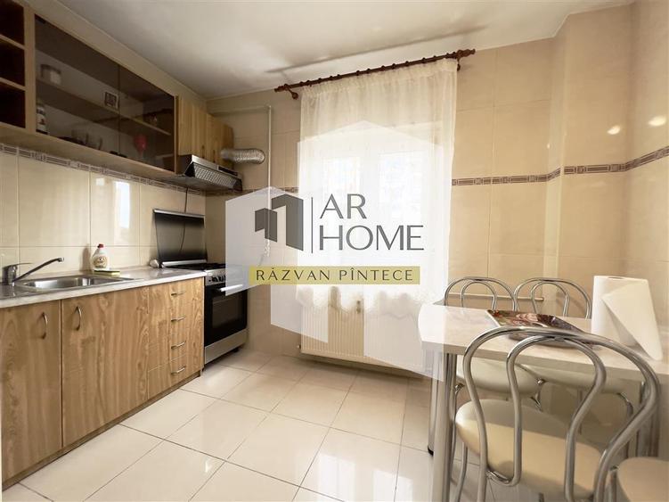 Apartament cu 2 camere semidecomandat, mobilat în Ultracentral