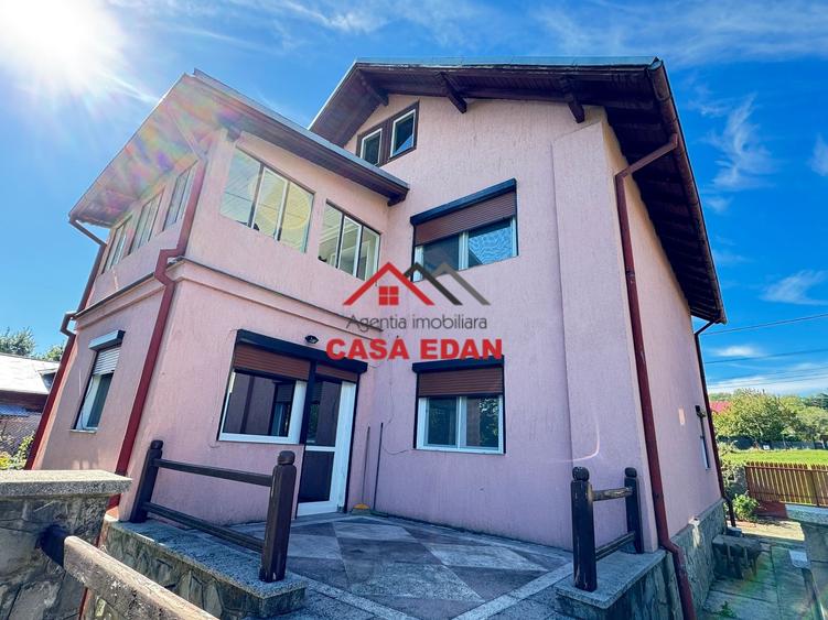 Casă individuală cu 4 camere cu Teren 243 Mp în Breaza