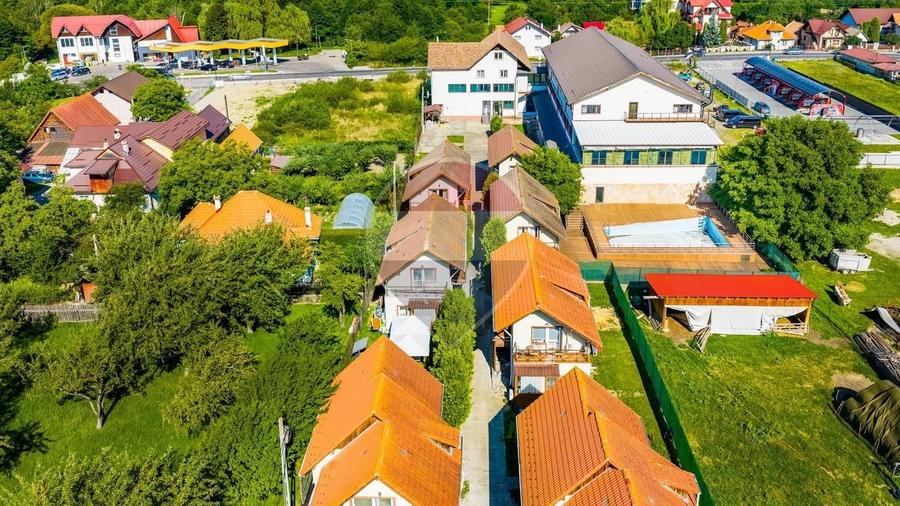 Casă individuală cu 4 camere cu Teren 179 Mp în Est