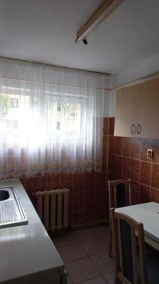 Inchiriez 6-9 august apartament 2 camere - 5
