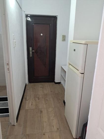 Proprietar, inchiriez apartament cu o camera - 4