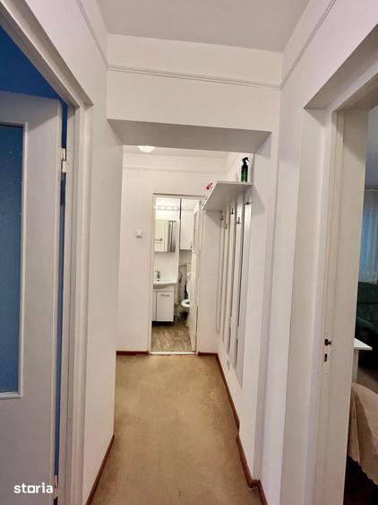 Apartament cu 3 camere semidecomandat în Gară