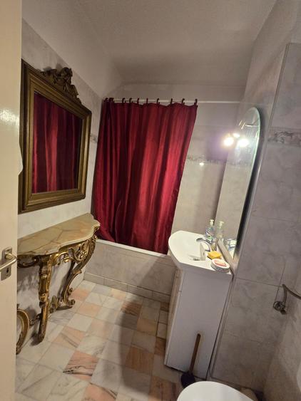Apartament cu 3 camere decomandat în Gheorghe Lazăr