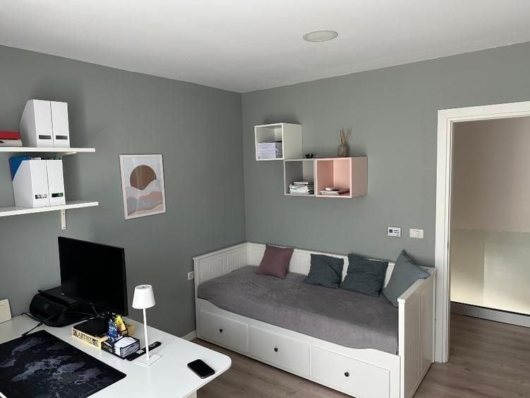 Duplex cu 4 camere cu Canalizare în Tunari