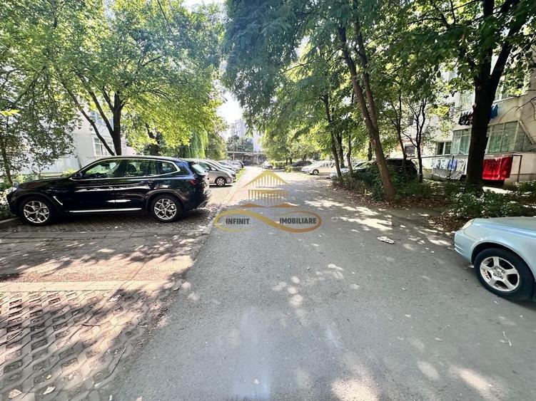 Apartament cu 2 camere decomandat în Mioriței