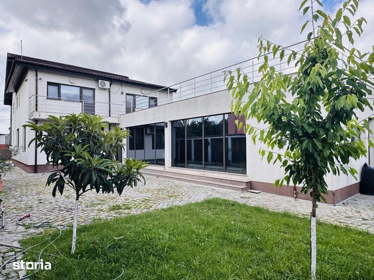 Casă cu 7 camere cu Teren 570 Mp în Chiajna