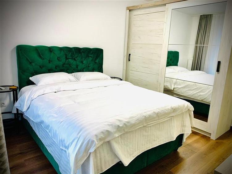 Apartament cu 2 camere decomandat, mobilat în Tractorul — fotografia 3