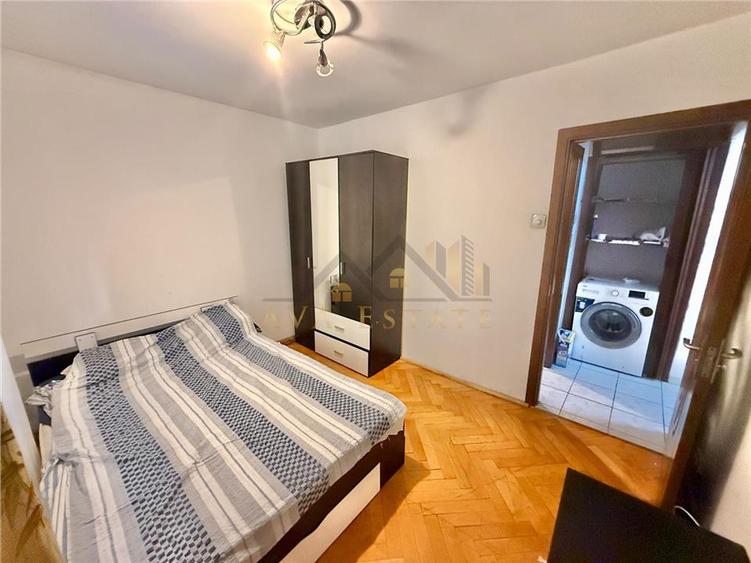 Apartament cu 2 camere decomandat în Girocului