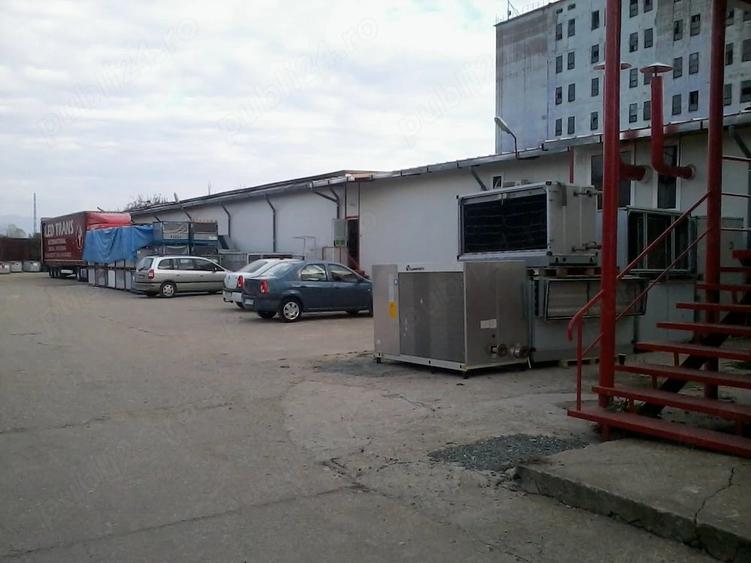 Spațiu comercial, de 3,000 mp, în Central