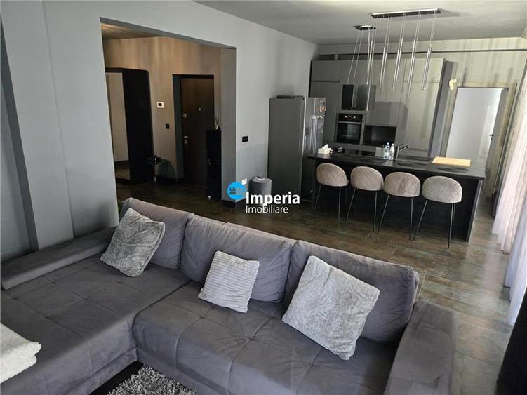 Apartament cu 3 camere decomandat în Copou