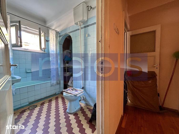 Apartament cu 4 camere decomandat în Eminescu