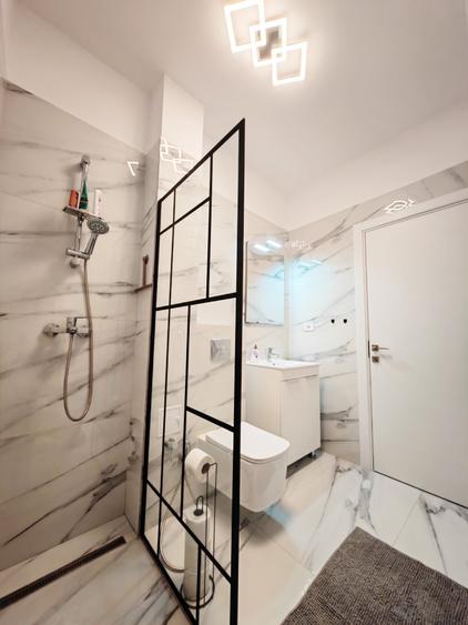 Apartament cu 2 camere decomandat, mobilat în Splaiul Unirii