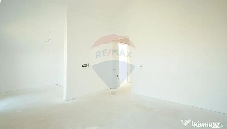 Casă cu 5 camere cu Teren 178 Mp în Tărlungeni