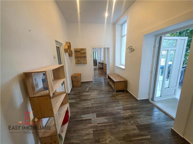 Apartament cu 2 camere decomandat în Ultracentral