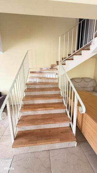 Casă cu 4 camere cu Teren 600 Mp în Central