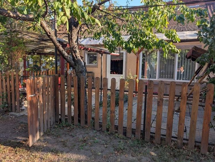 Apartament cu 3 camere decomandat în Iosefin