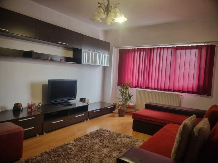 Apartament cu 2 camere decomandat în Ultracentral
