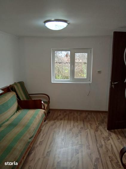 Casă cu 3 camere cu Teren 600 Mp în Pietroasele