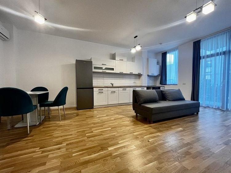 Apartament cu 2 camere decomandat, mobilat în Take Ionescu
