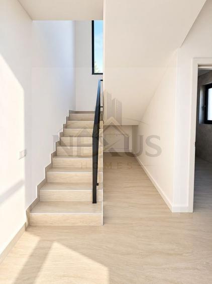 Casă individuală cu 4 camere cu Canalizare în Berceni